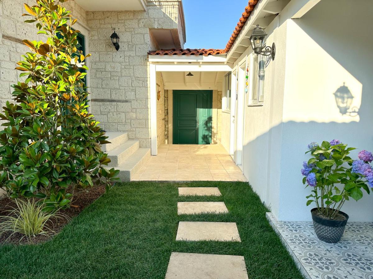 Muezeyyen Hanim Konagi Alacati Exterior foto