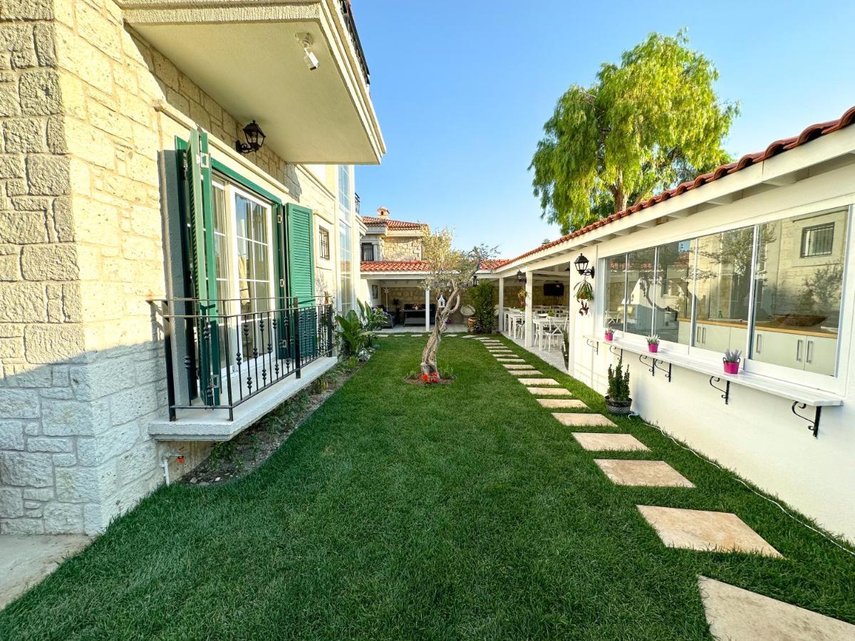 Muezeyyen Hanim Konagi Alacati Exterior foto