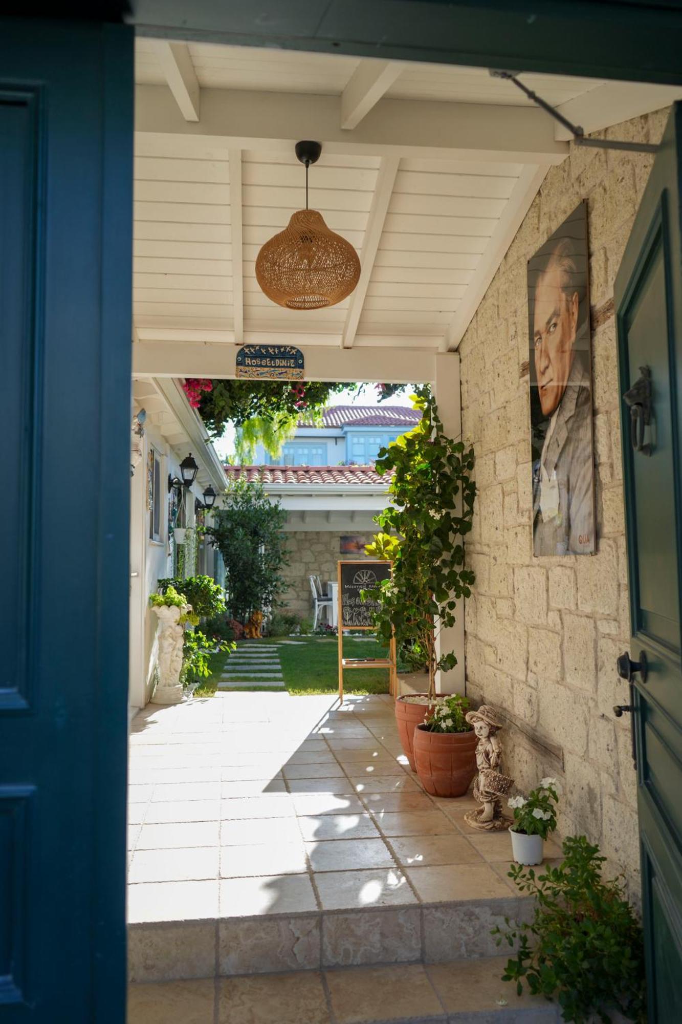 Muezeyyen Hanim Konagi Alacati Exterior foto